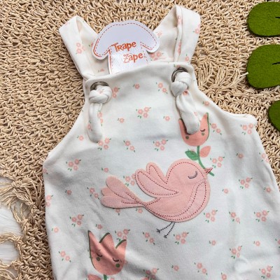  Jardineira Nózinho - Passarinha com Flores - Off White e Rose